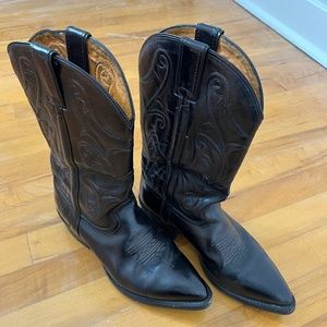 Black Frye cowboy boots